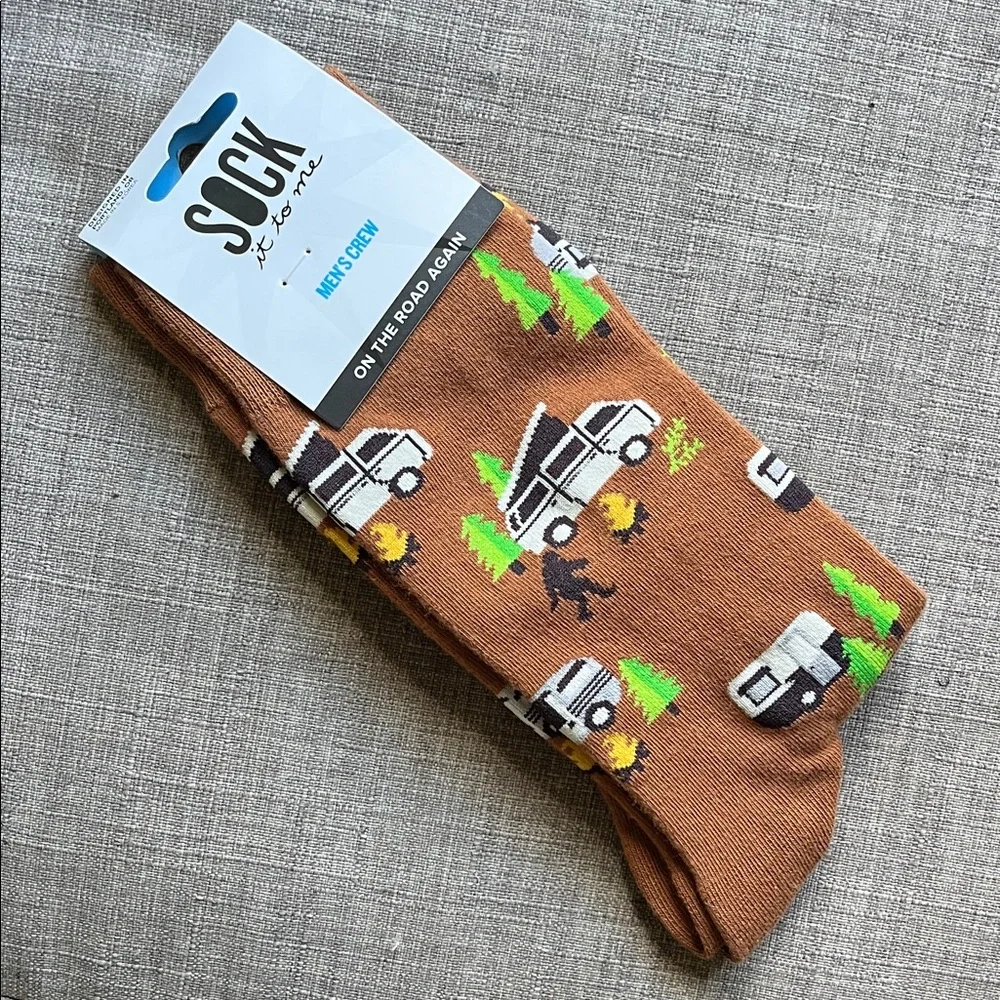 Sock It to Me Novelty Camping Bigfoot Sasquatch Socks Gift Men's Crew
